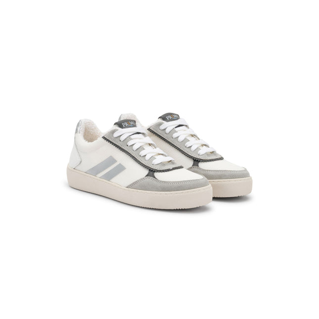 Ground™ Sneakers Silver